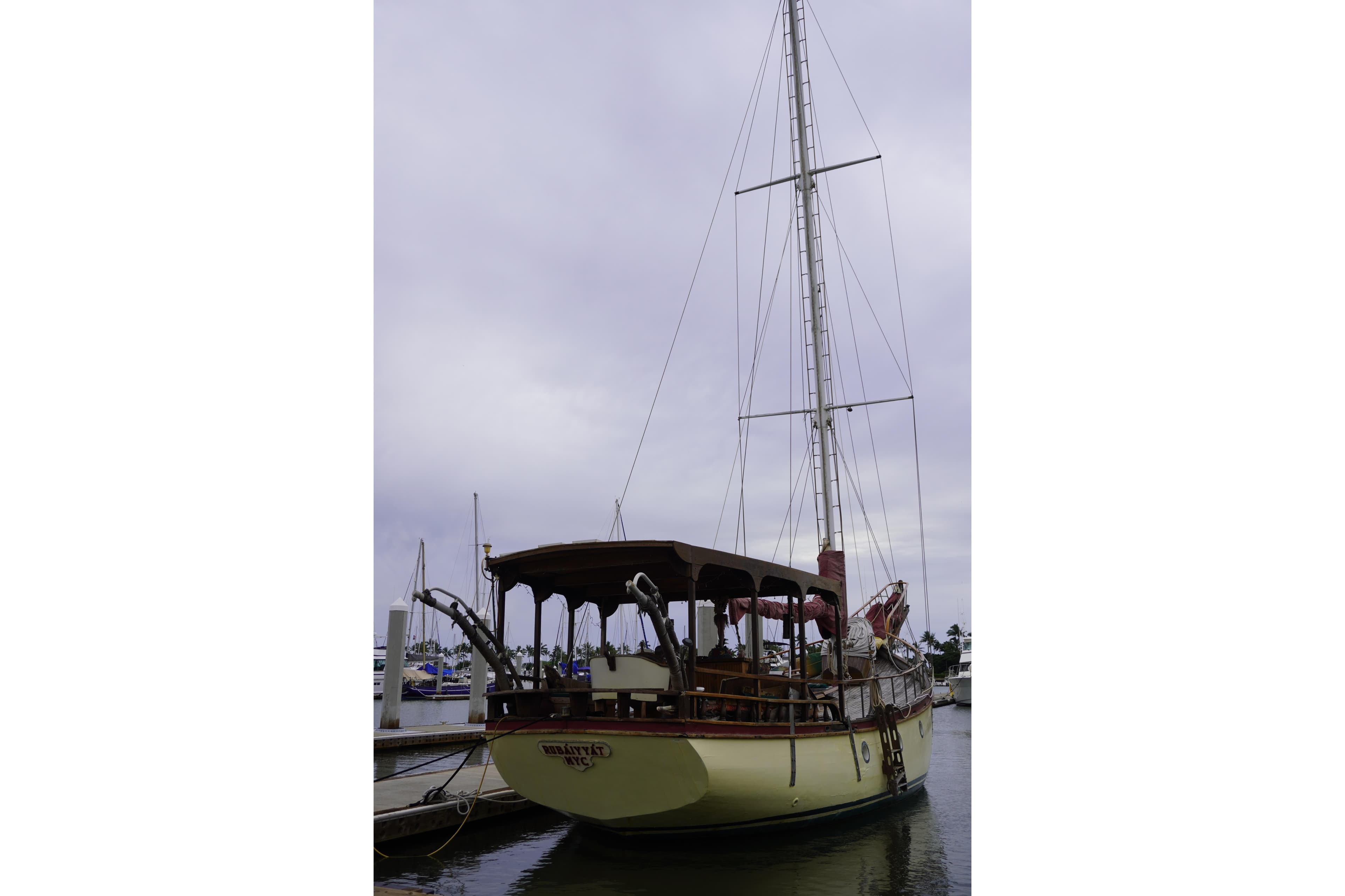 1976 Sailboat Manila Shipbuilders