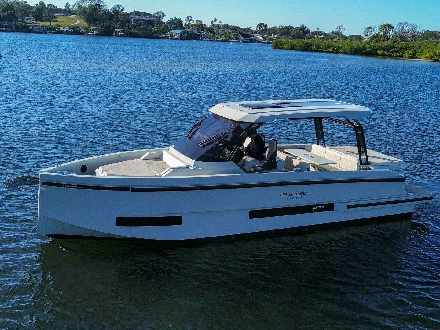 2026 De Antonio Yachts D32 - Image 3
