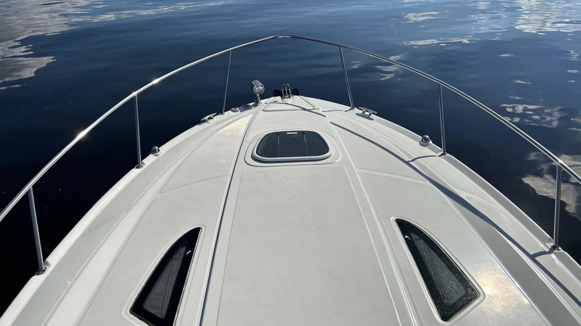 2009 Sea Ray 310 Sundancer - Image 18