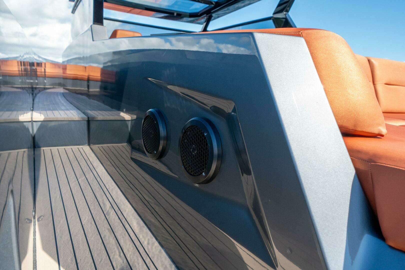 2022 Vanquish Yachts VQ45 - Image 8