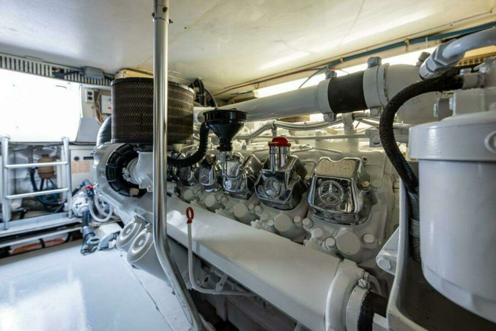1999 Ocean Yachts 60 Convertible - Image 62