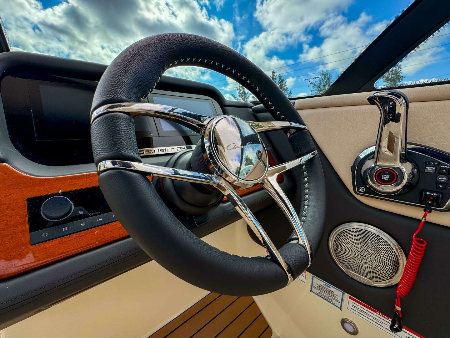 2026 Chris-Craft Sportster 28 - Image 18