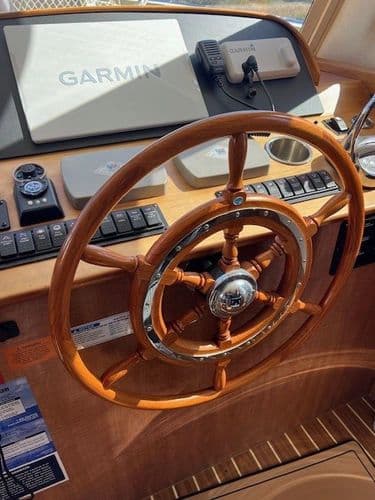 2006 Mainship 43 Trawler - Image 25