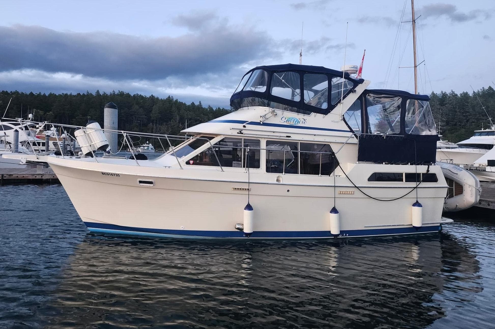 1987 Tollycraft 34 Sundeck Motor Yacht