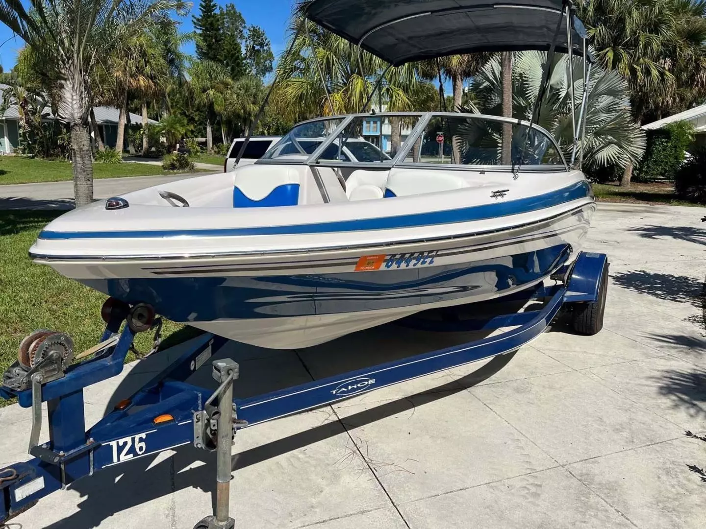 2005 Tahoe T18 Ski Boat - Image 18