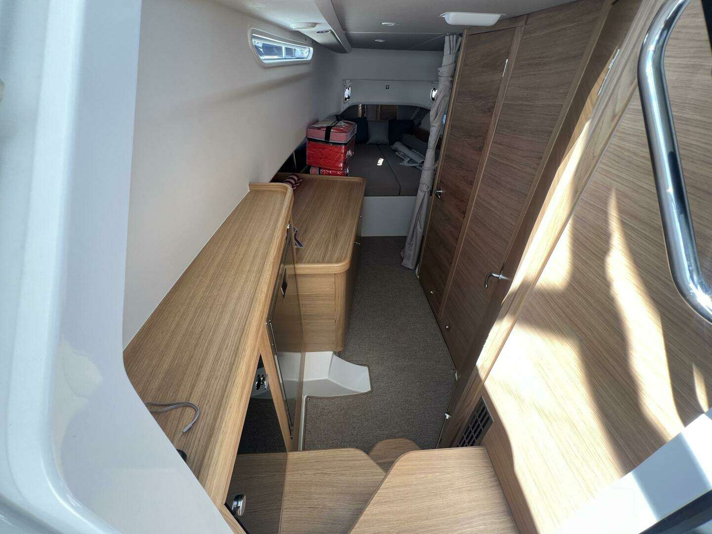 2024 Nimbus T11 - Image 17