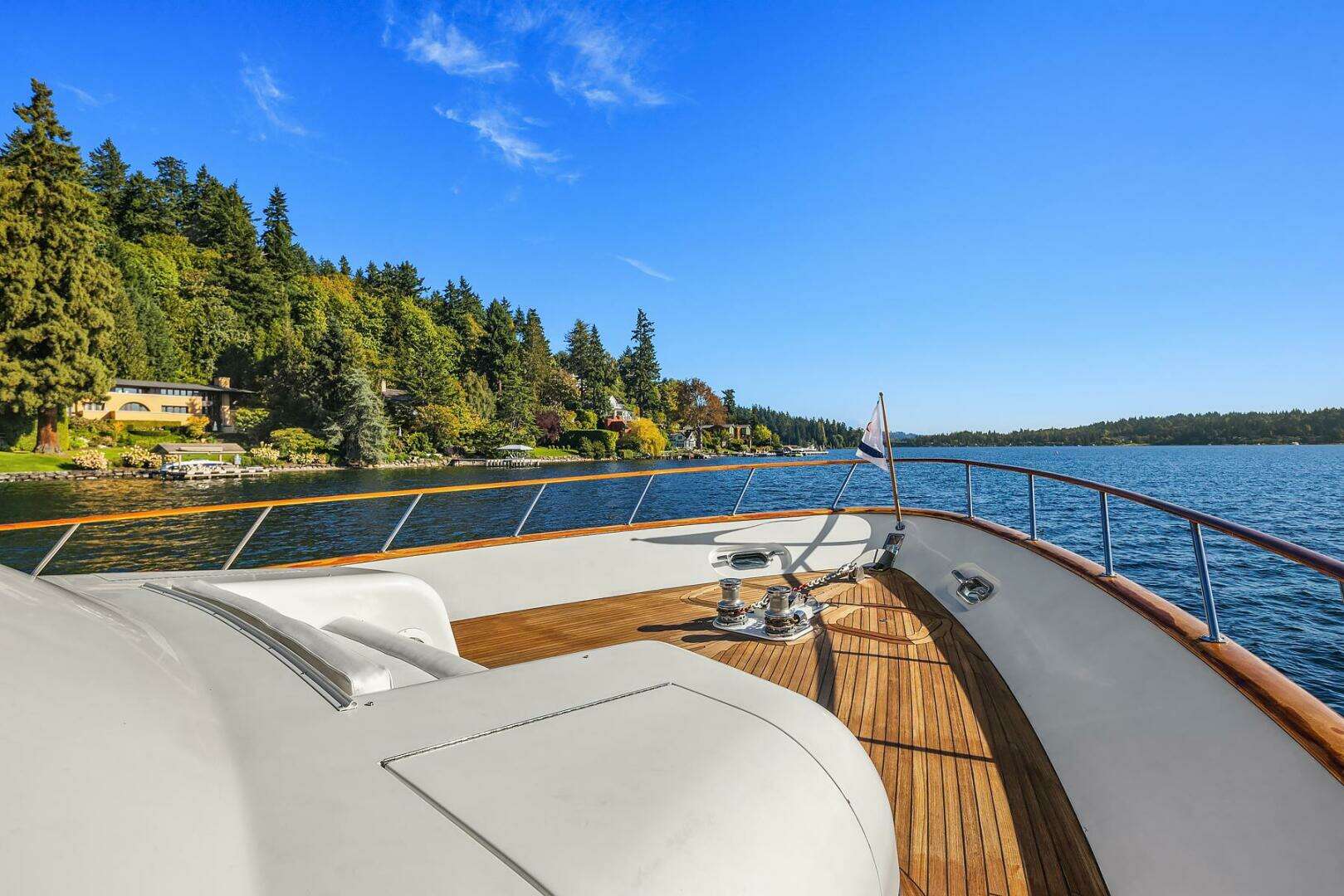 2001 Rayburn Custom Yachts Flush Deck - Image 64