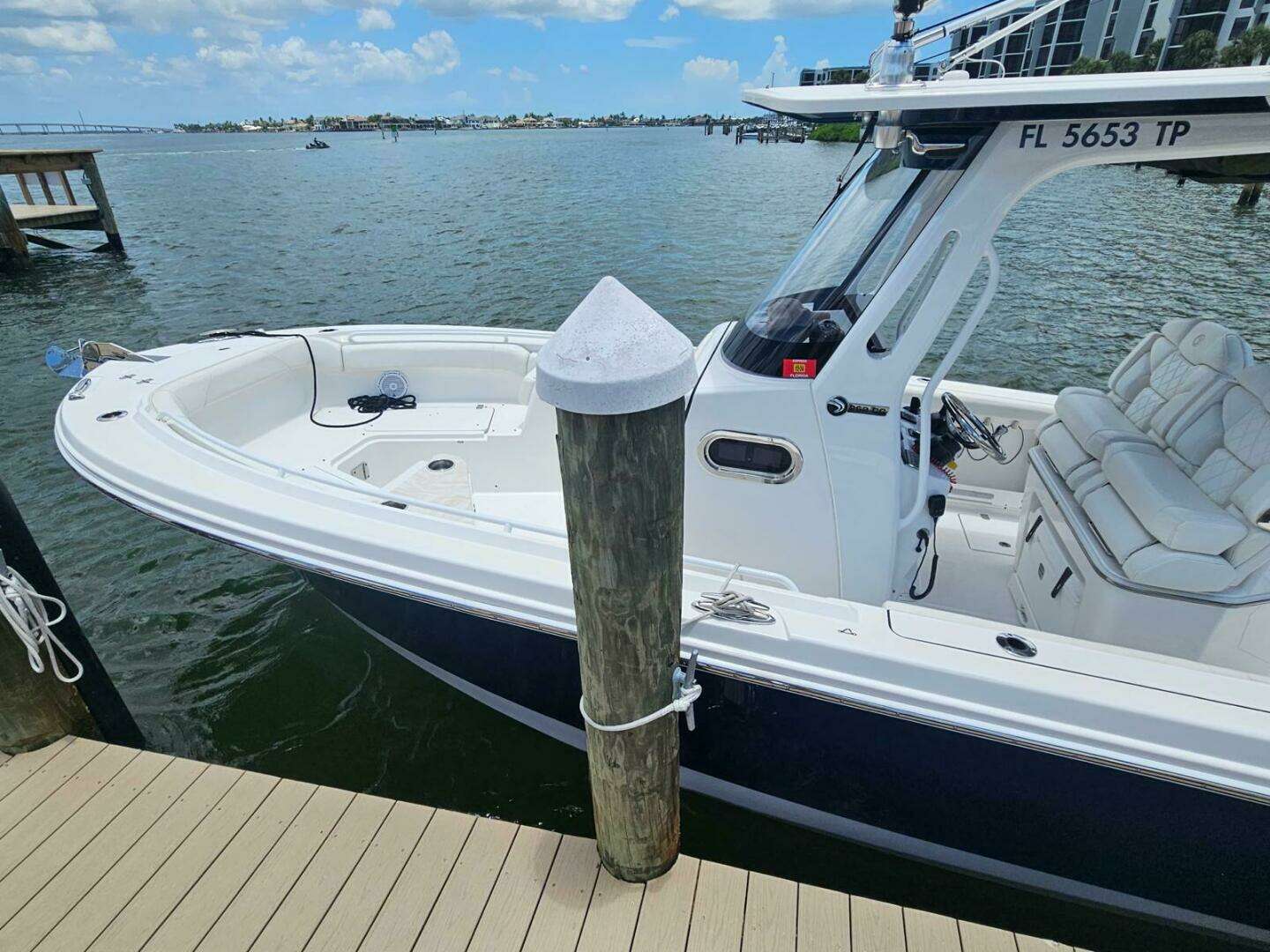 2023 Edgewater 262CC - Image 4