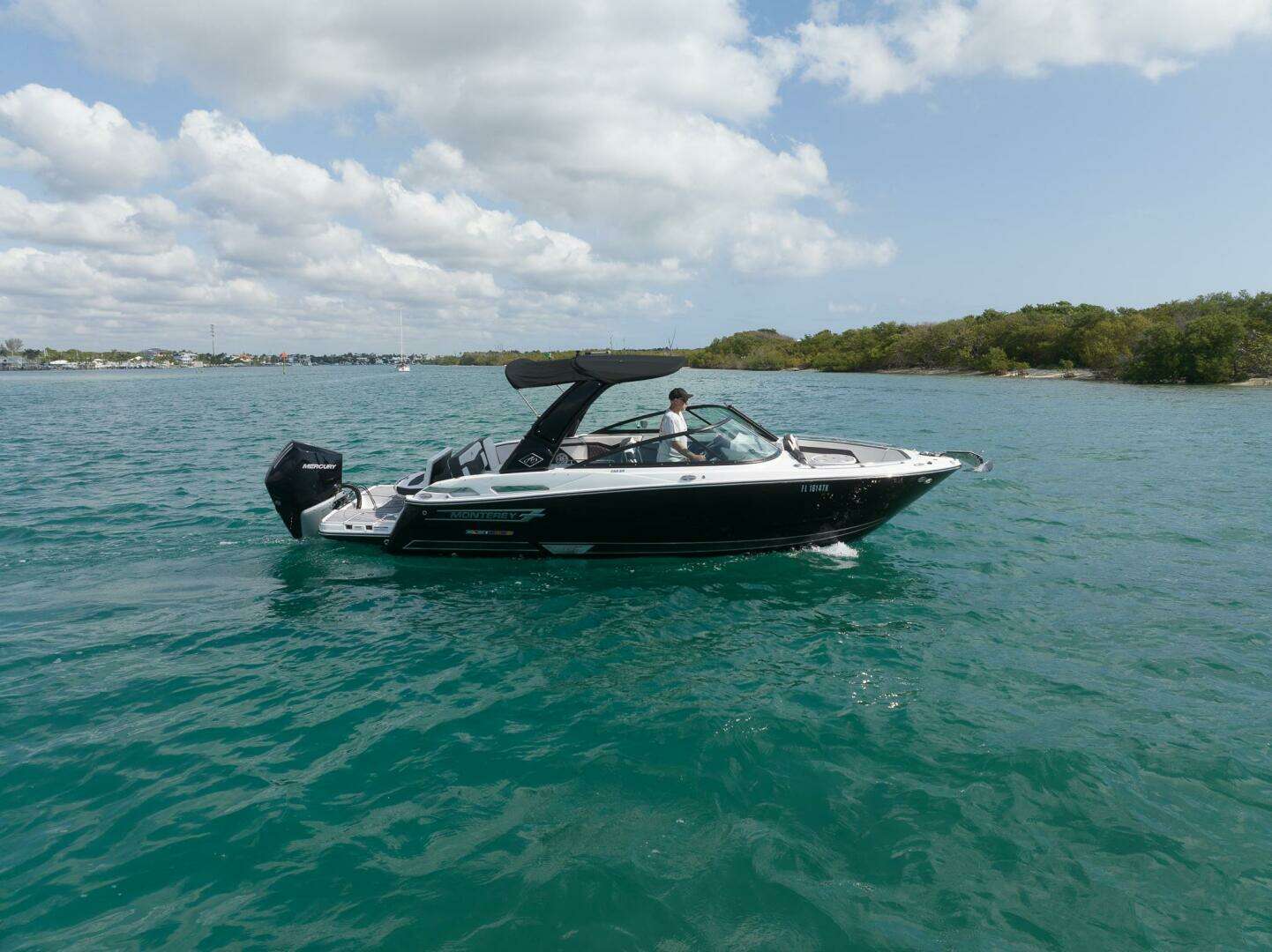 2023 Monterey 255SS Super Sport - Image 3