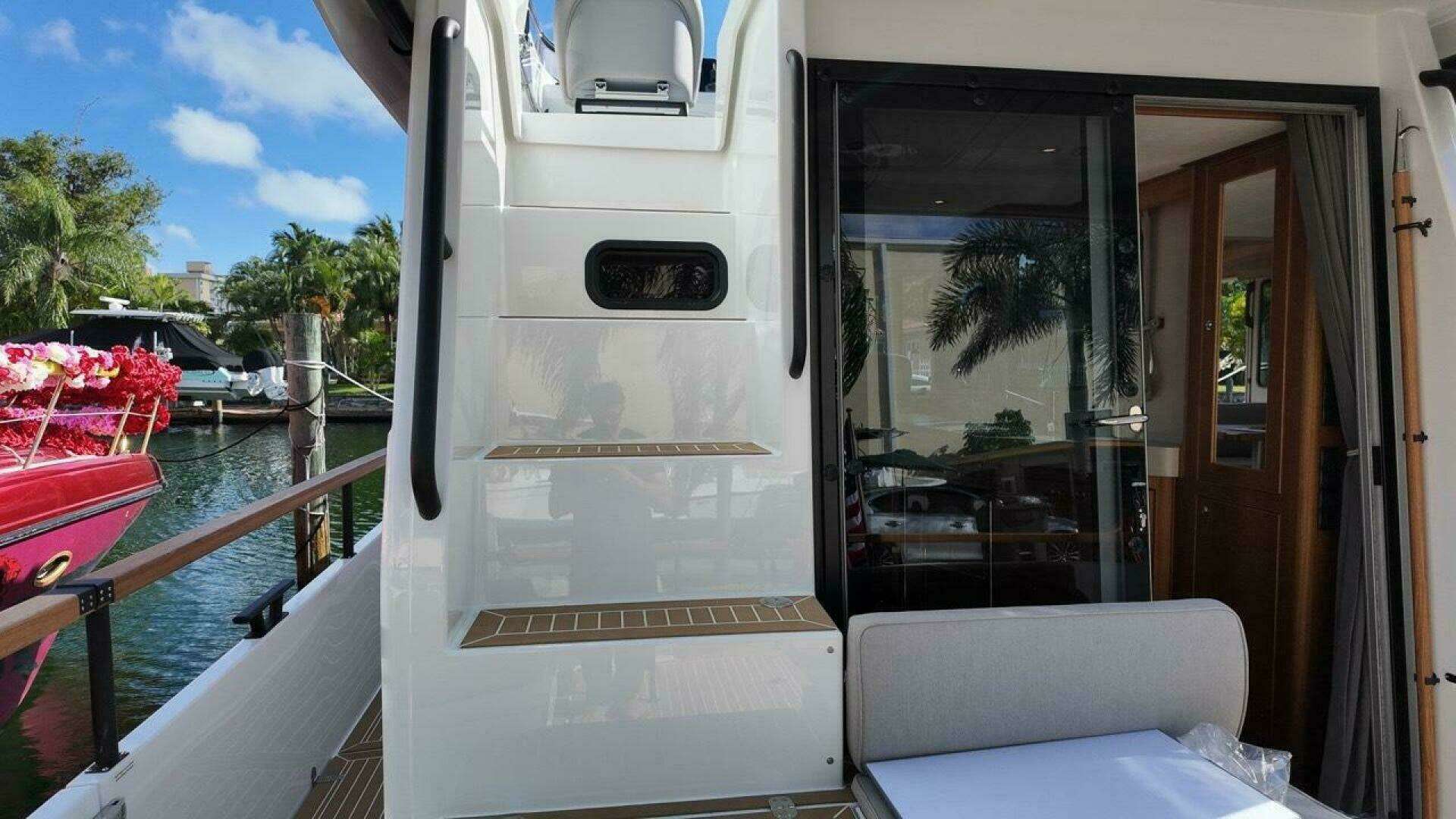 2027 Targa 41 - Image 57