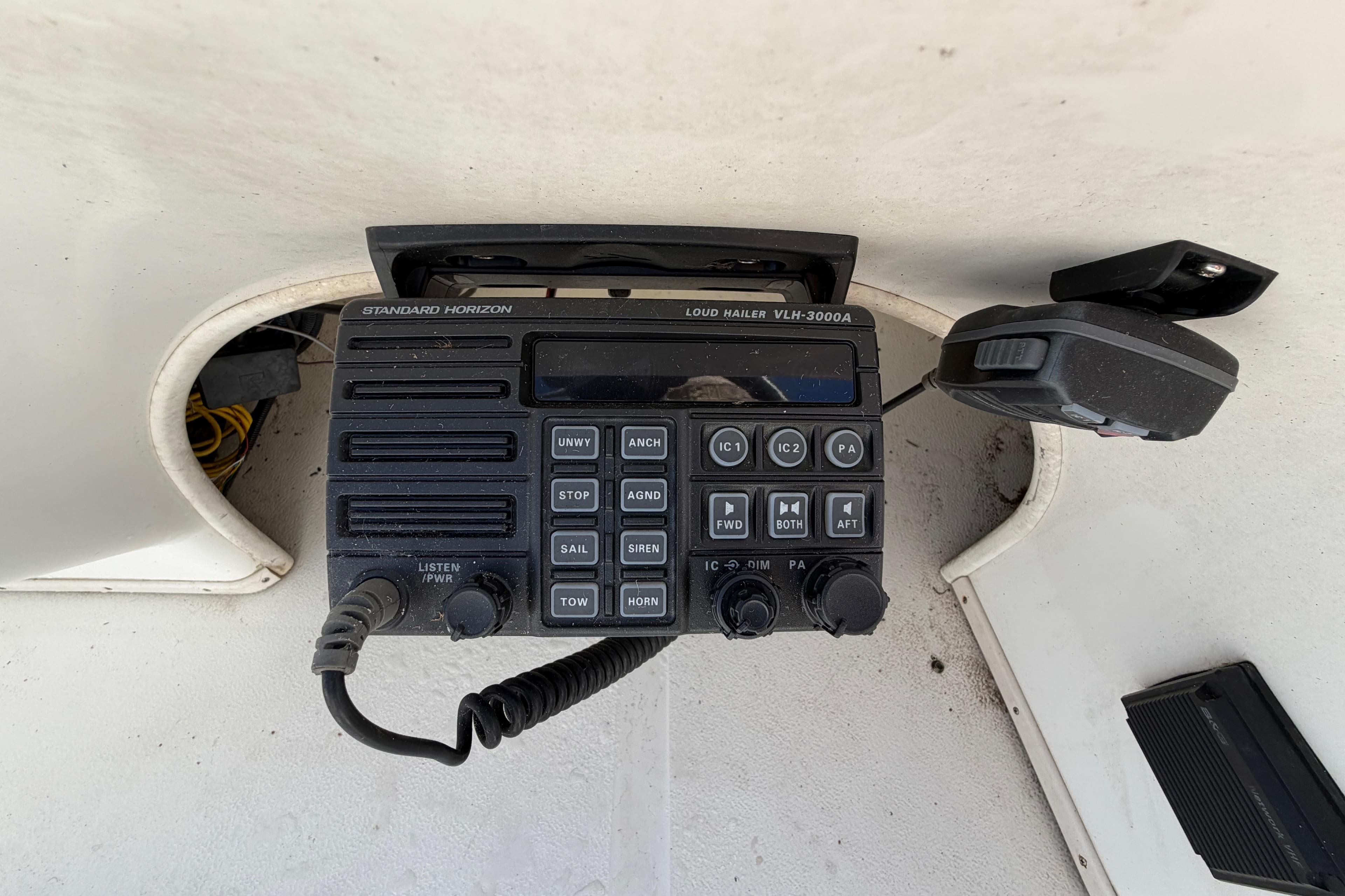 Standard Horizon marine radio on 1997 Sea Ray 370 Aft Cabin boat.