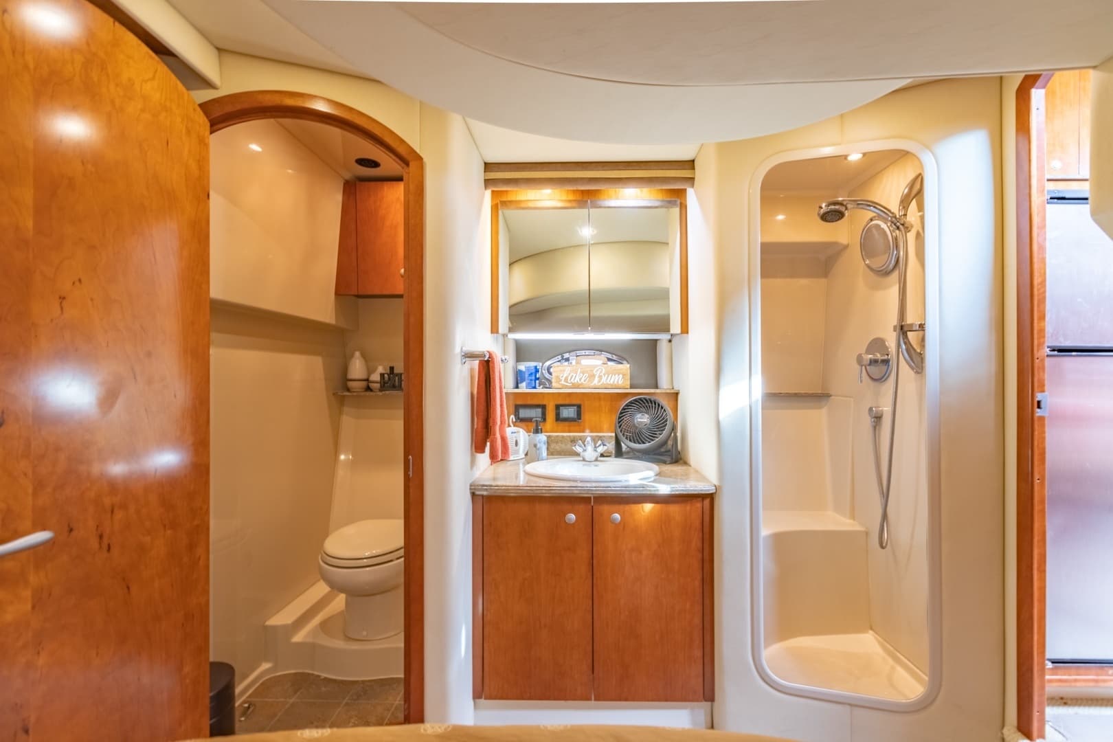 2008 Cruisers Yachts 460 Express - Image 22