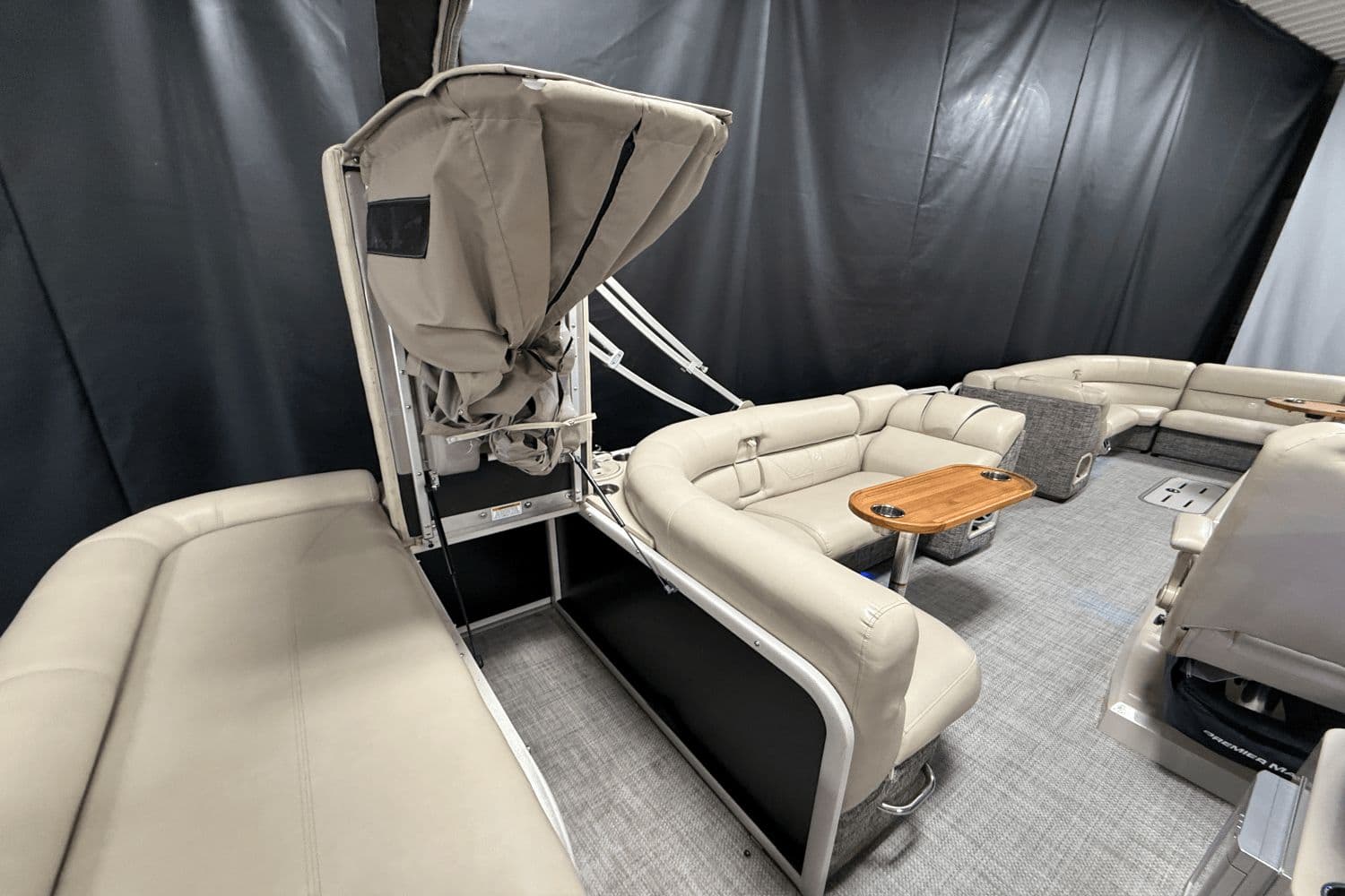 2017 Premier 250 Grand Majestic - 23