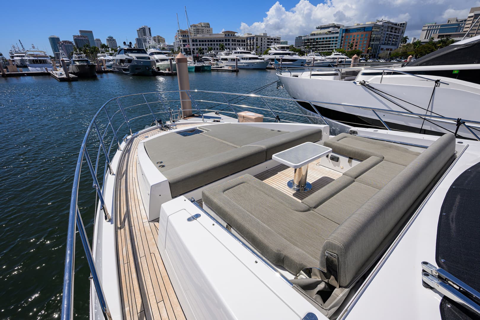 2019 Azimut S7 - Image 56