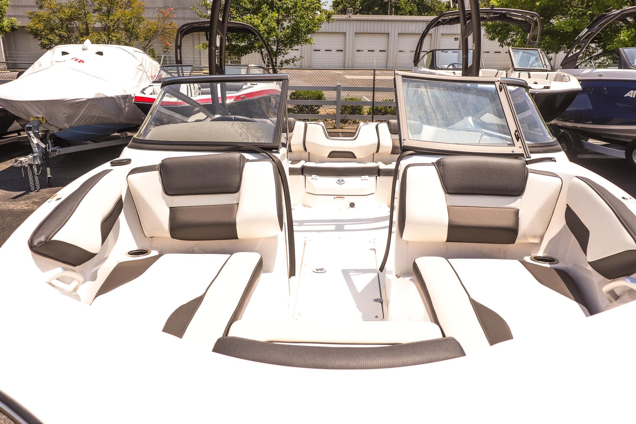 2025 Yamaha Boats AR195 interior with sleek seating and modern design.