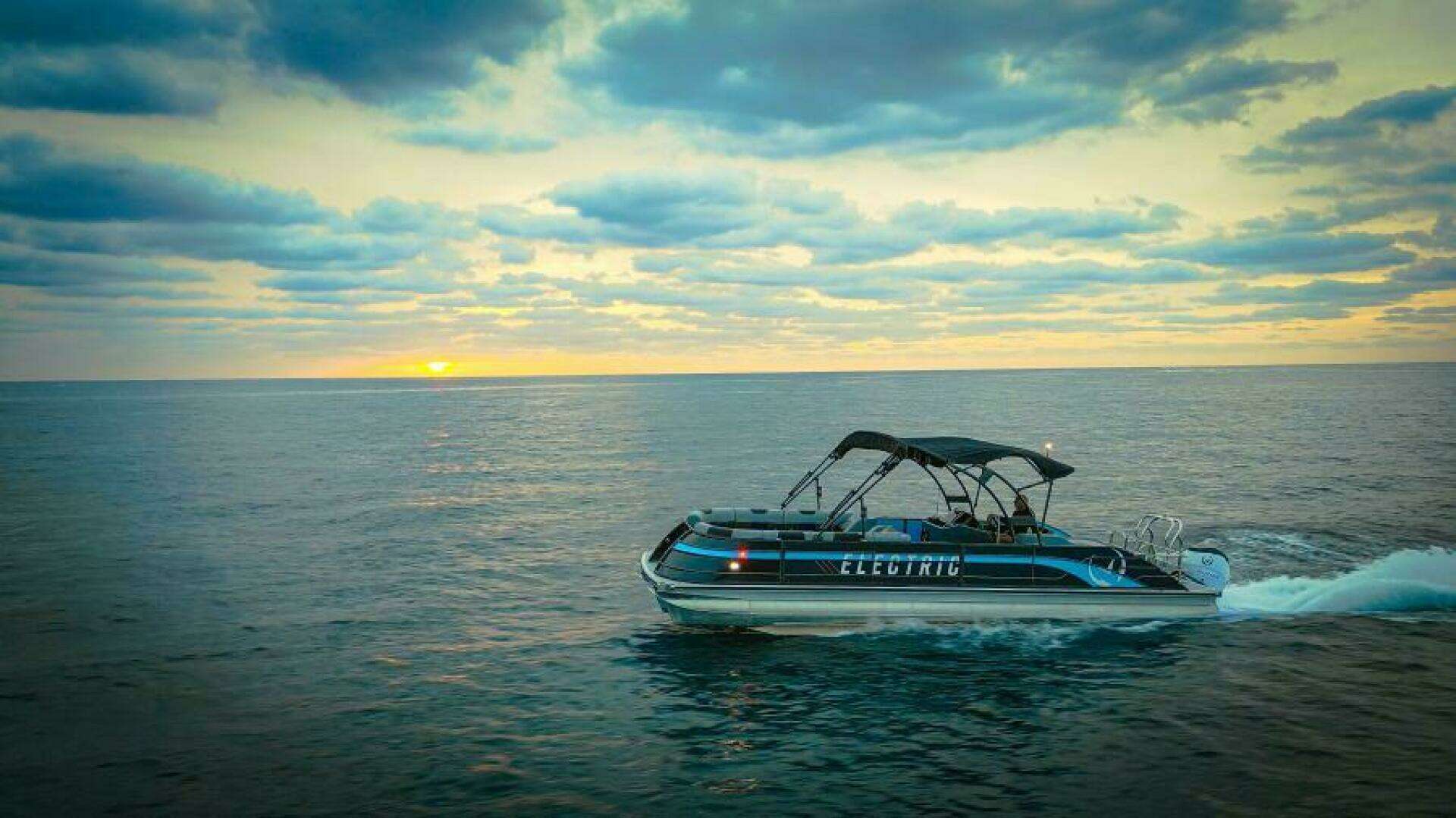 2025 Vision V30 - Image 6