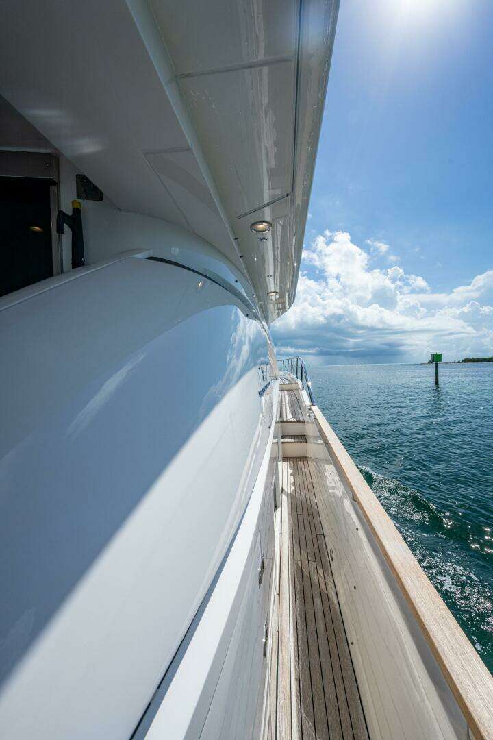 2015 Fairline 78 Squadron - Image 11