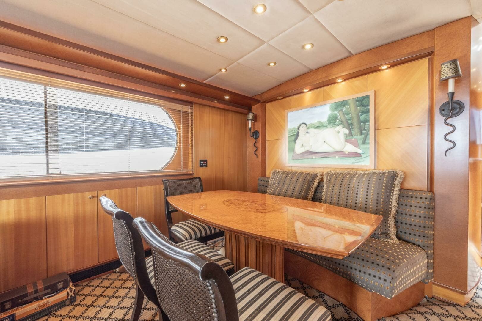 2001 Grand Harbour 76 - Image 20