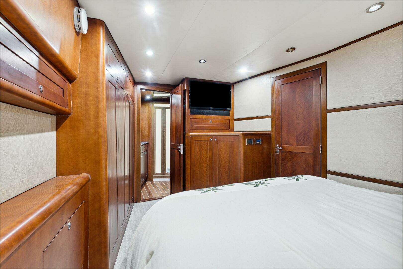 2012 Bertram 60 Custom Sportfish - Image 16