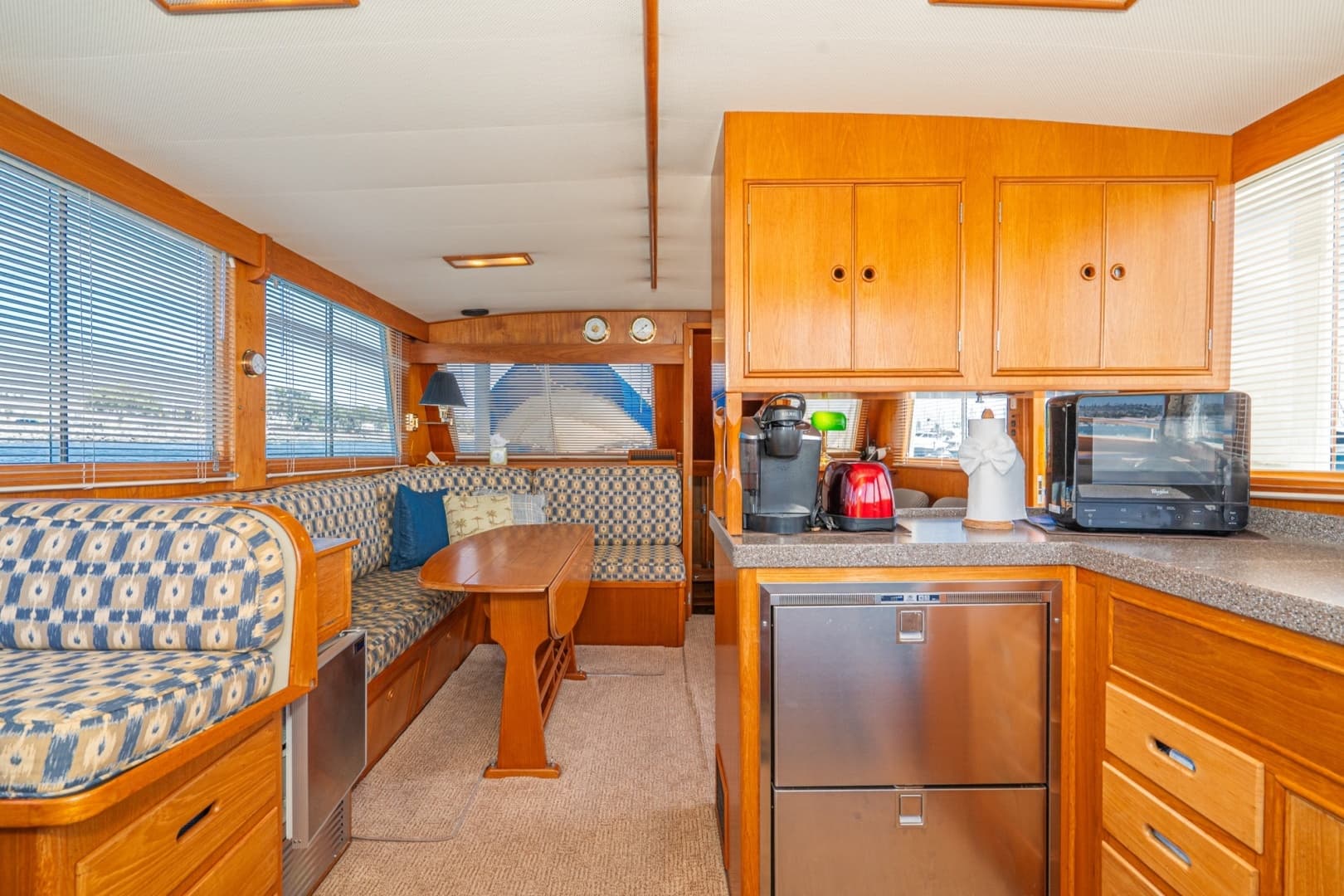 1987 Grand Banks 47 motoryacht - Image 45