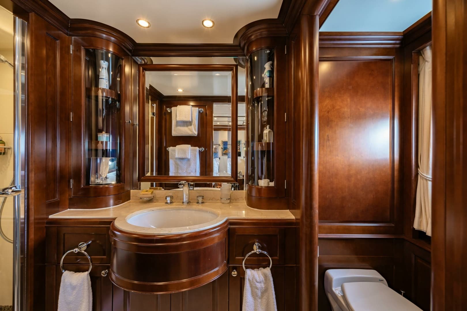 2009 Benetti Benetti Classic 120 - Image 55