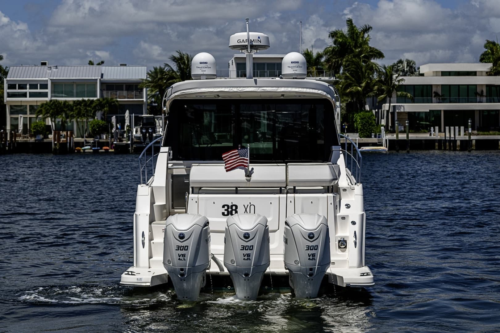 2025 Regal 38 XO - Image 3