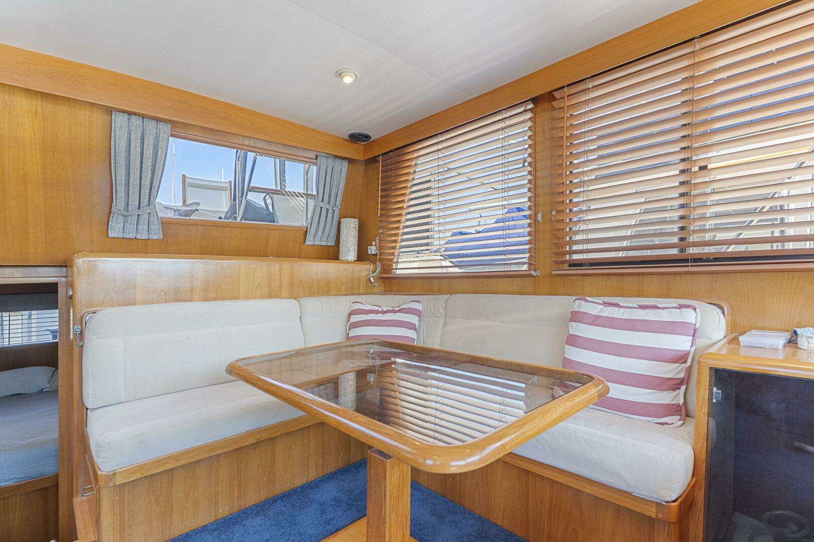 1993 Ocean Alexander — - Image 14