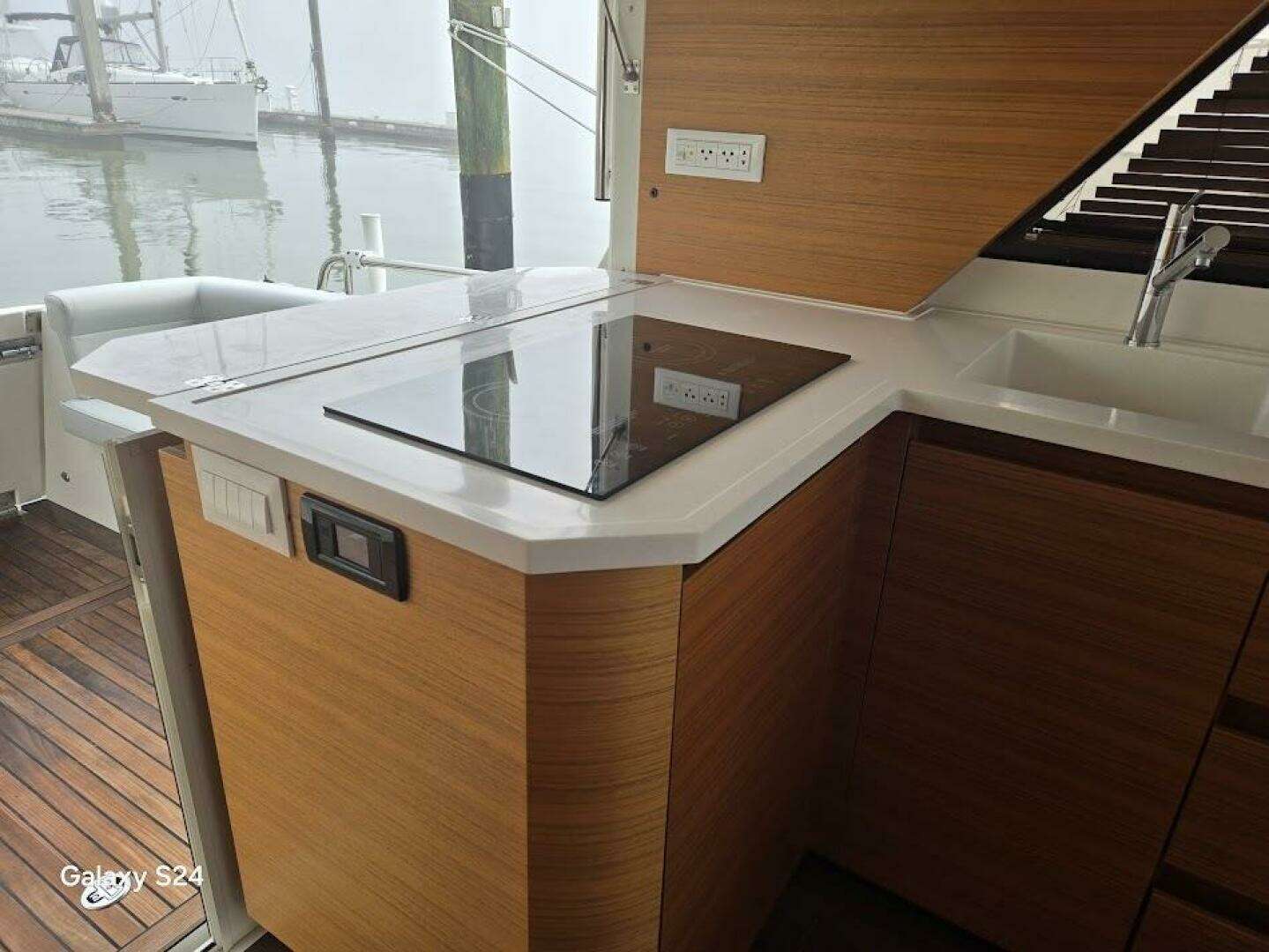 2022 Greenline 39 Hybrid - Image 23