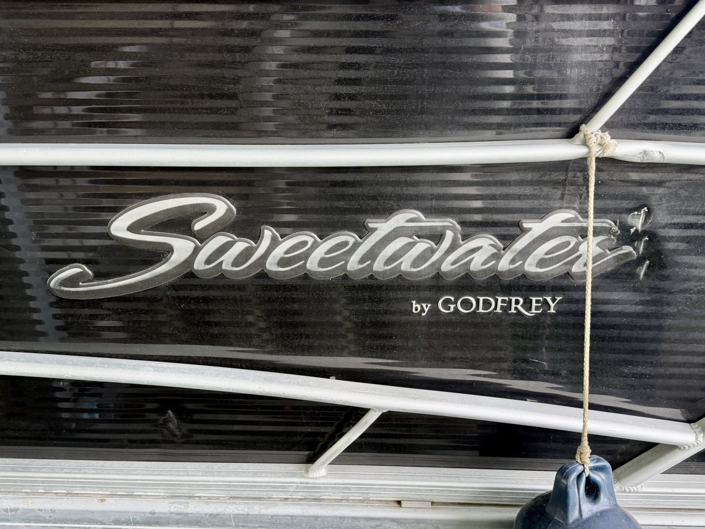 2019 Sweetwater 2386 Cruise Pontoon - Image 87
