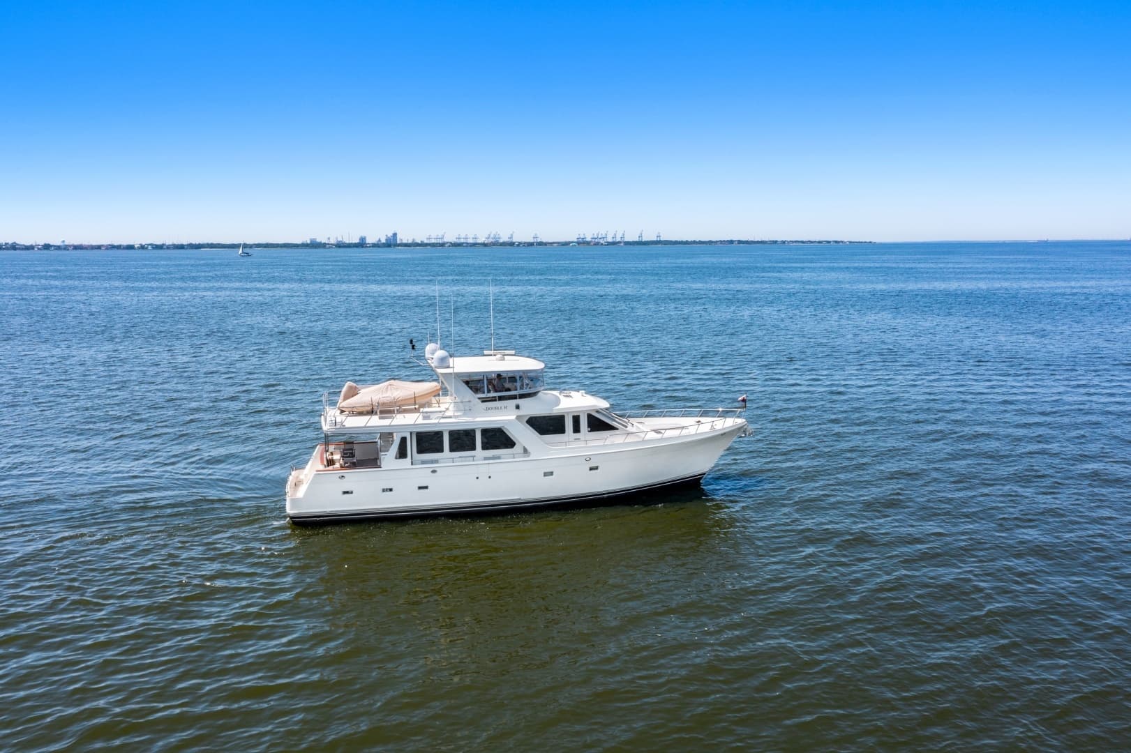 2005 Offshore Yachts Offshore 66 - Image 6