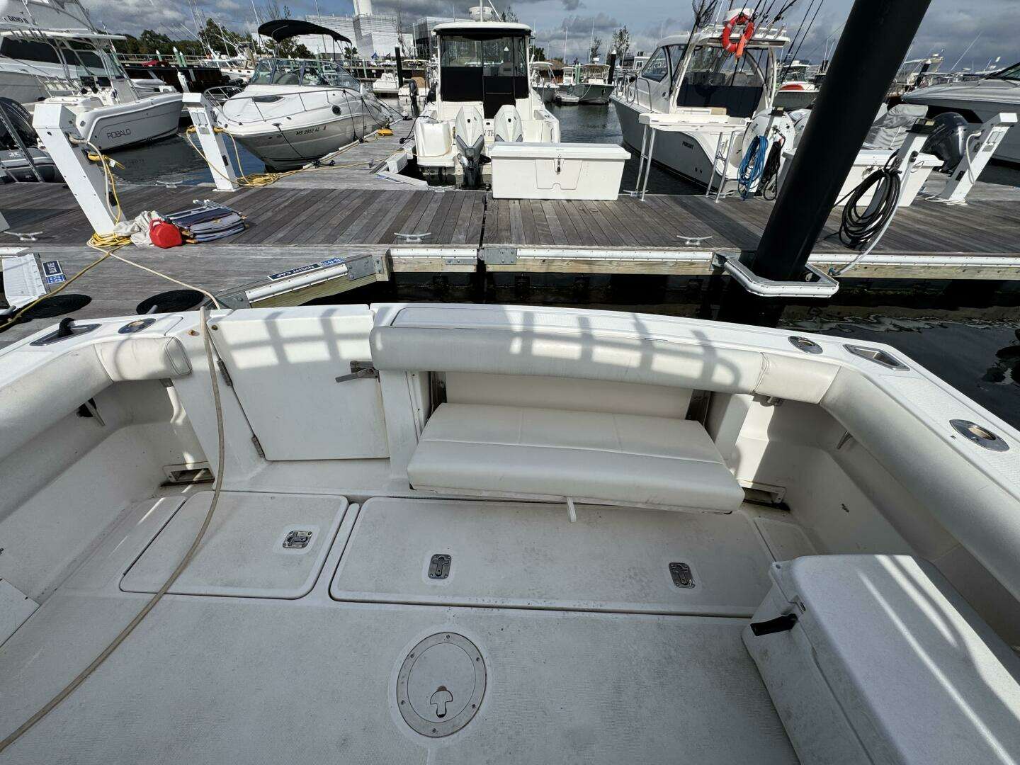 1999 Tiara Yachts 2900 Open - Image 11