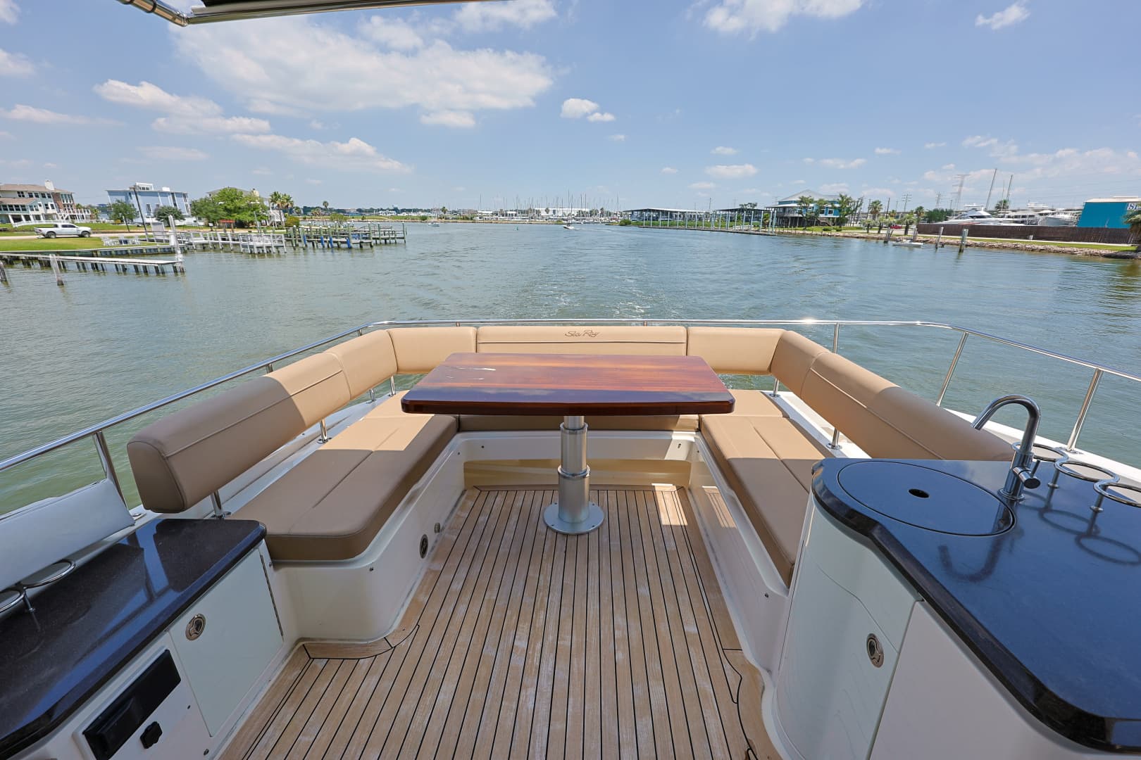 2017 Sea Ray L650 Fly - Image 17