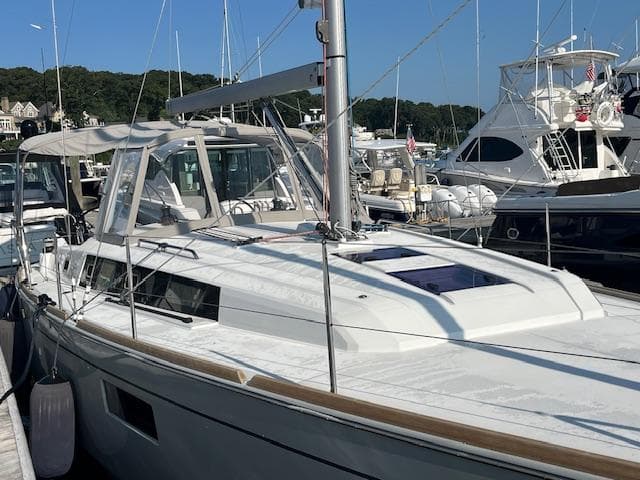2017 Beneteau Oceanis 38.1 - 55