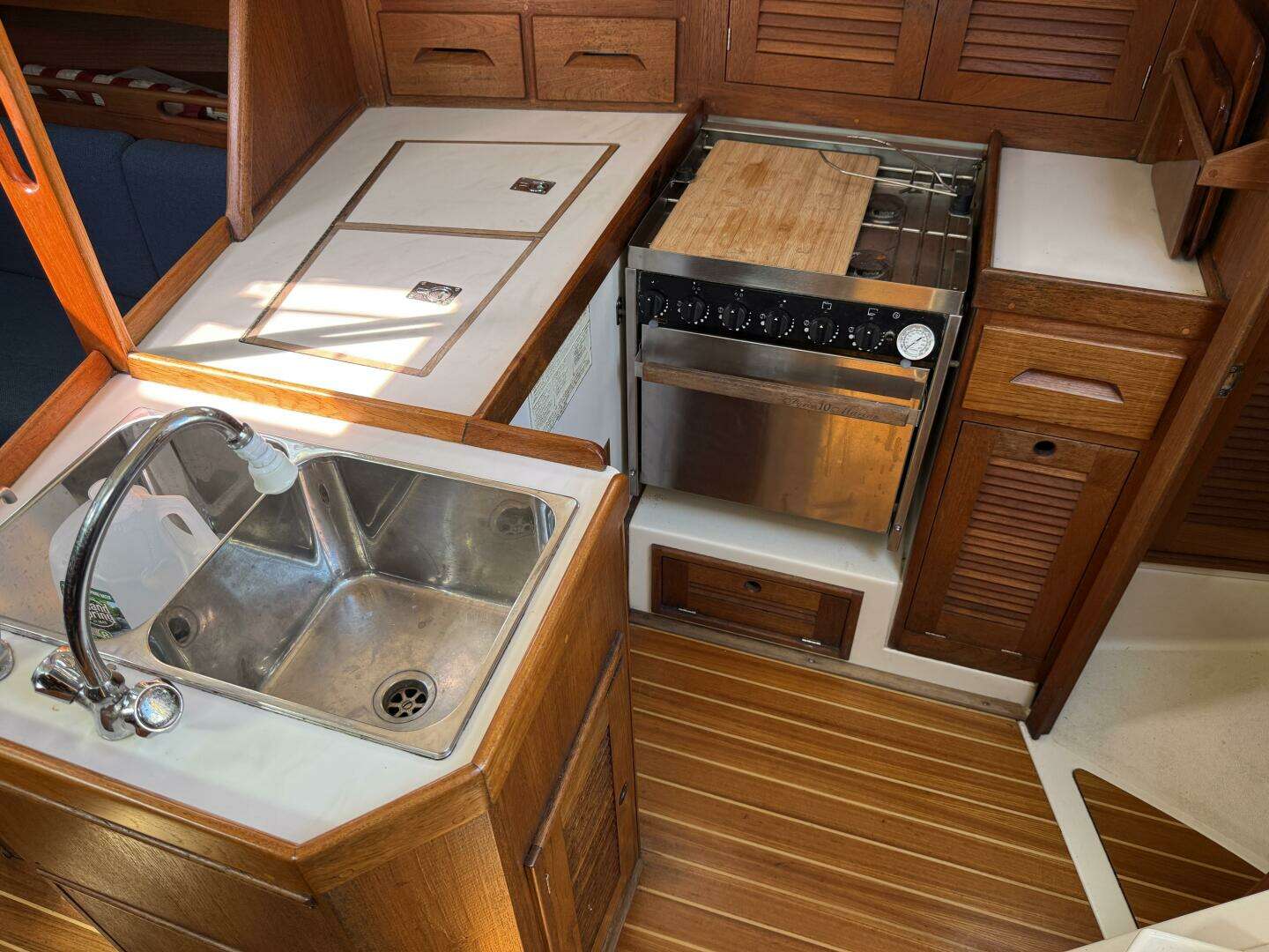 1997 Tartan 3800 - Image 58