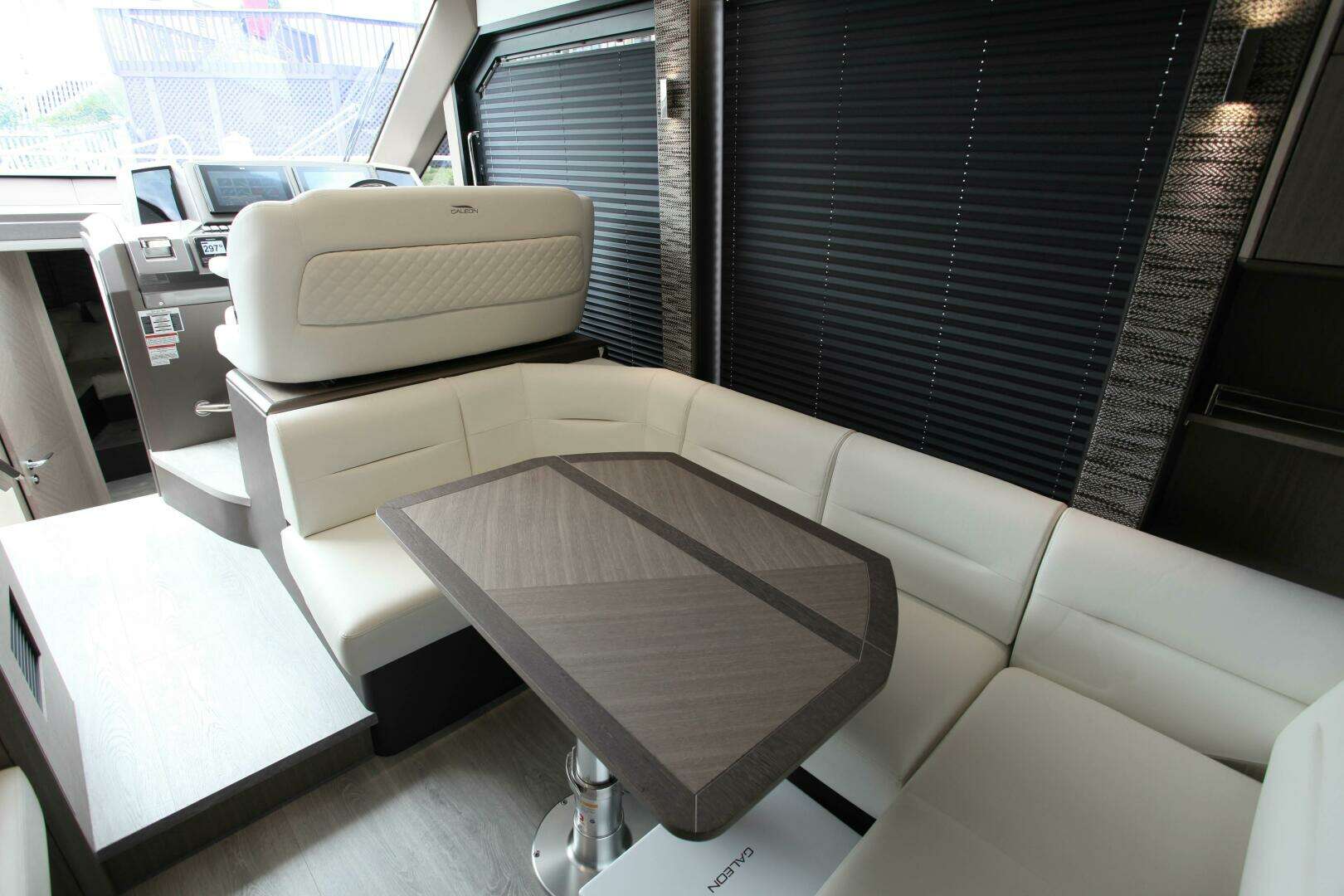 2025 Galeon — - Image 89