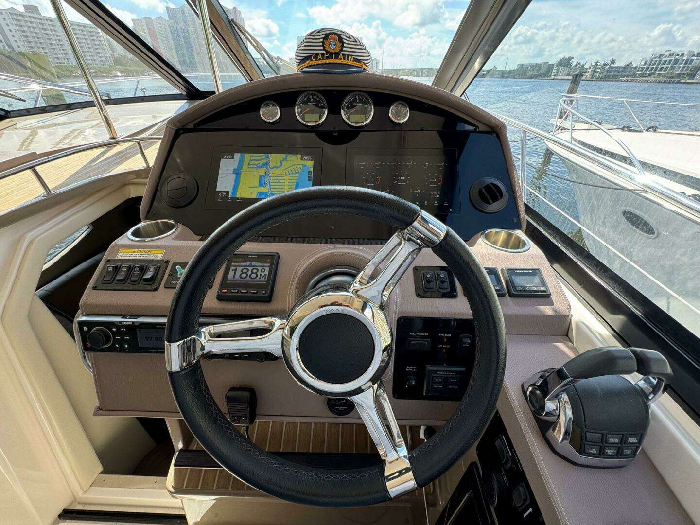 2016 Regal 46 Sport Coupe - Image 35