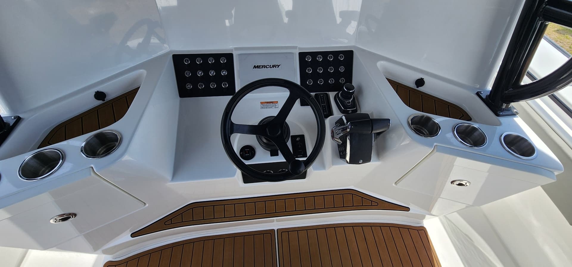 2025 Cape Horn 47 - Image 25