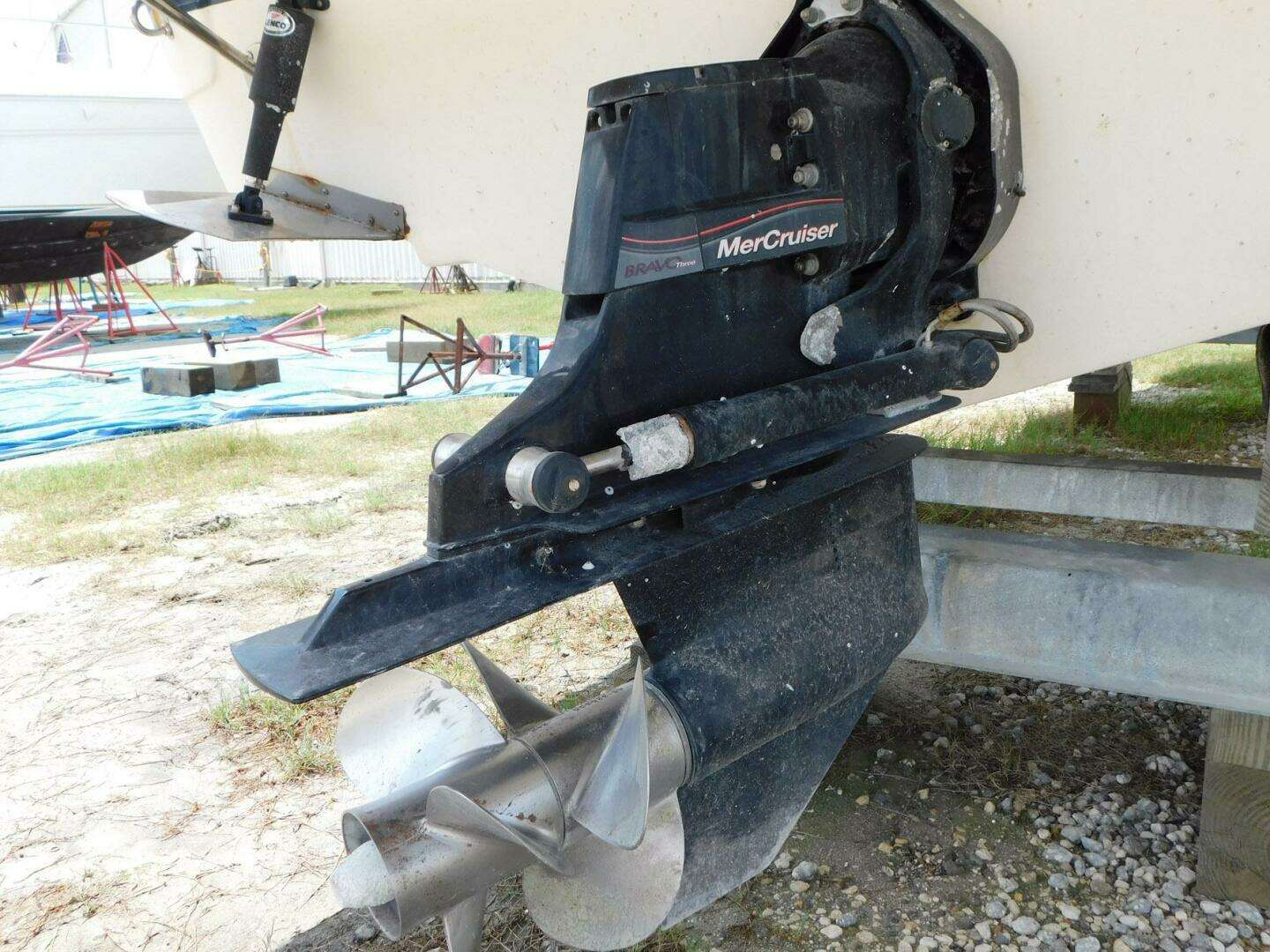 2004 Rinker Fiesta Vee 270 - Image 21