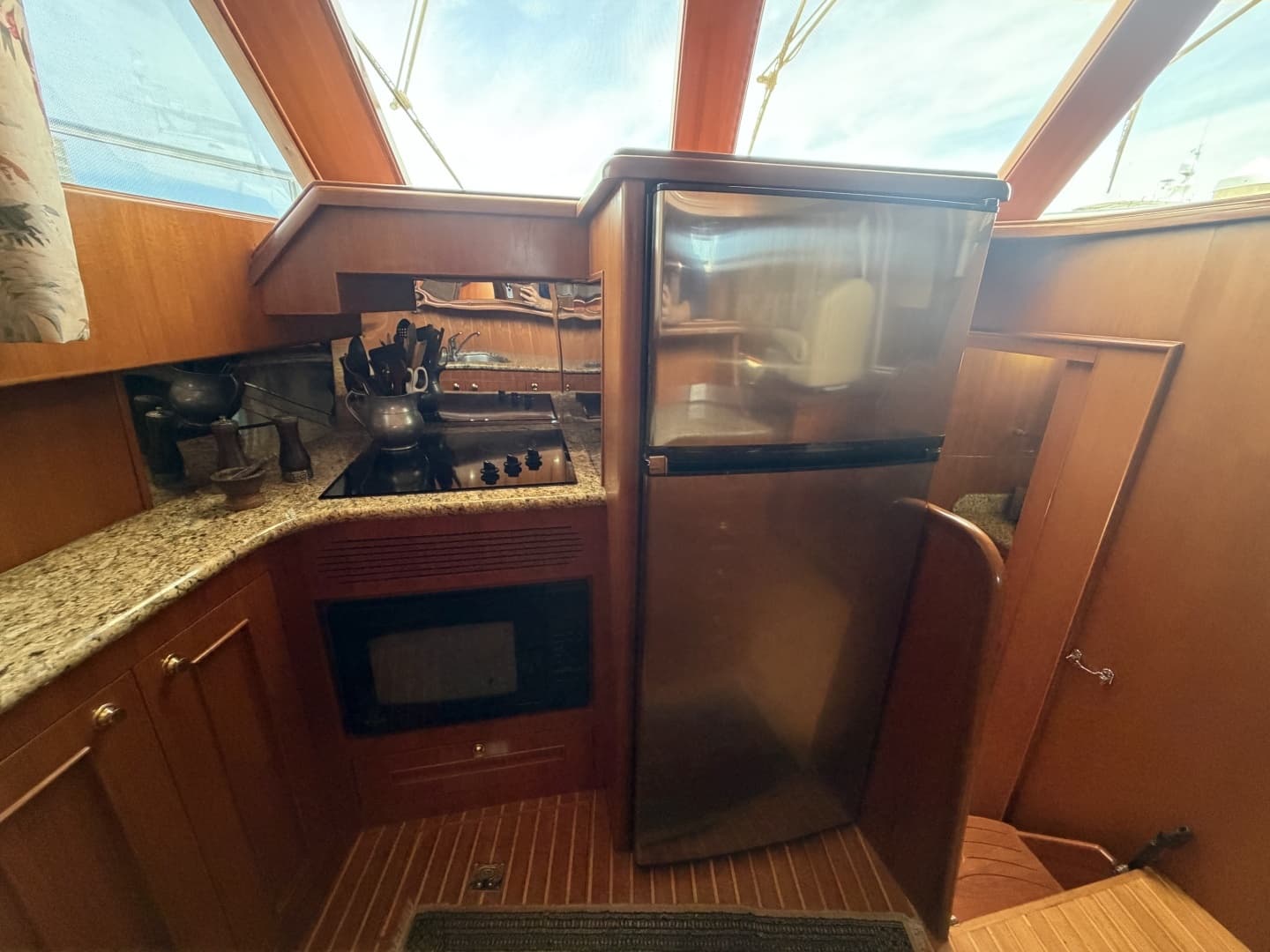 2006 Ocean Alexander 48 Classicco - Image 18