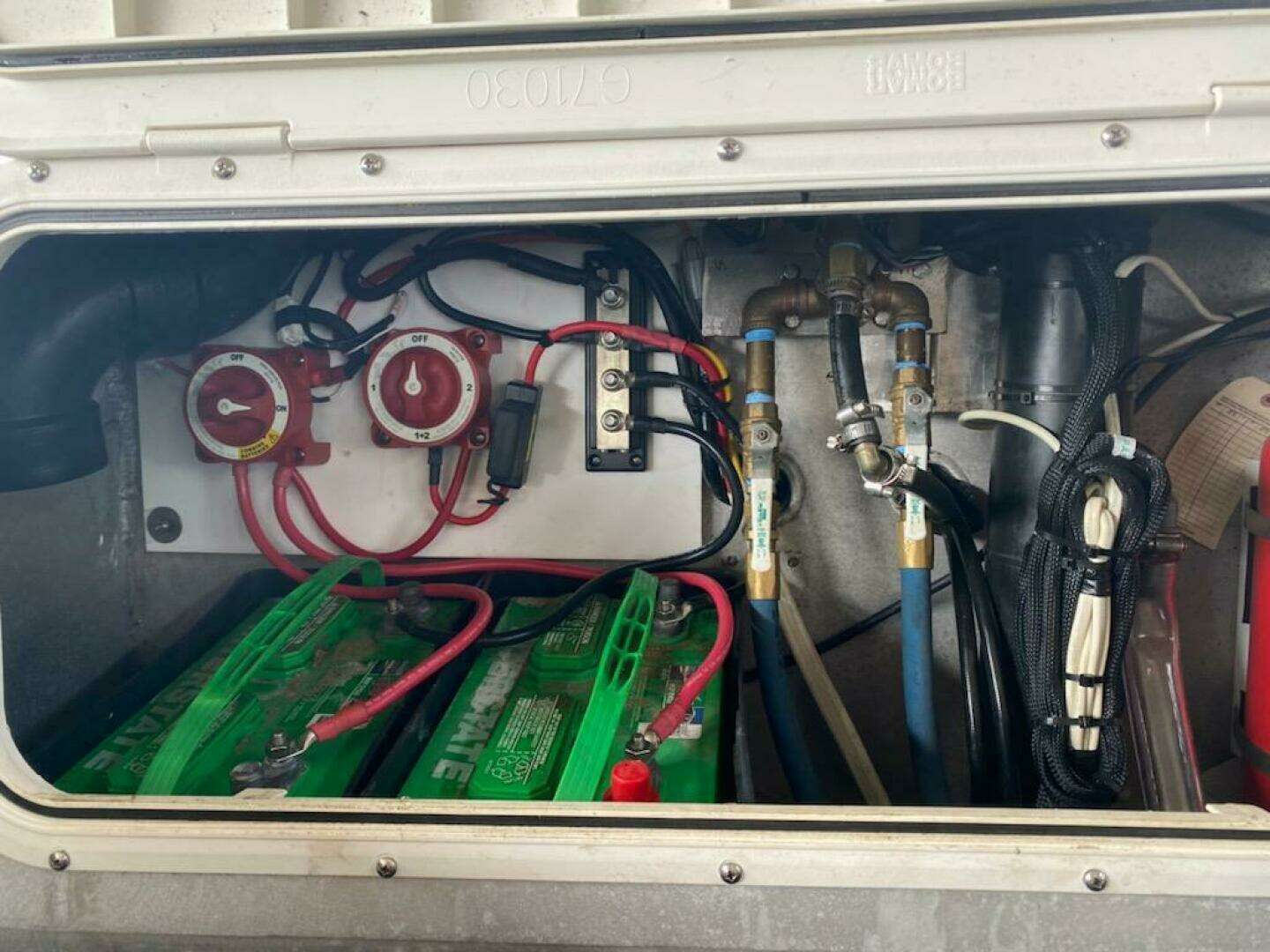 2001 Zodiac Milpro 920 - Image 9