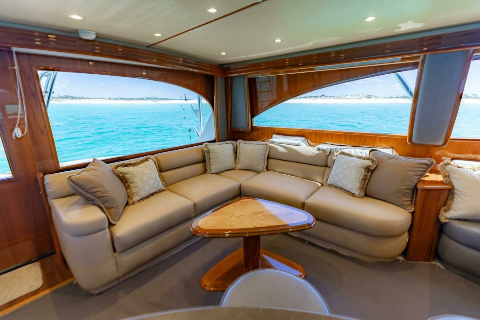 2015 Viking 62 Convertible - Image 8