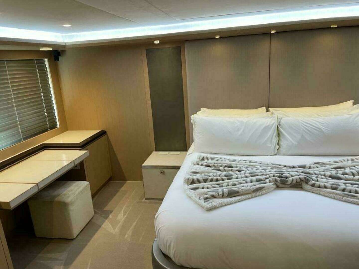 2015 Monte Carlo Yachts MCY86 - Image 68