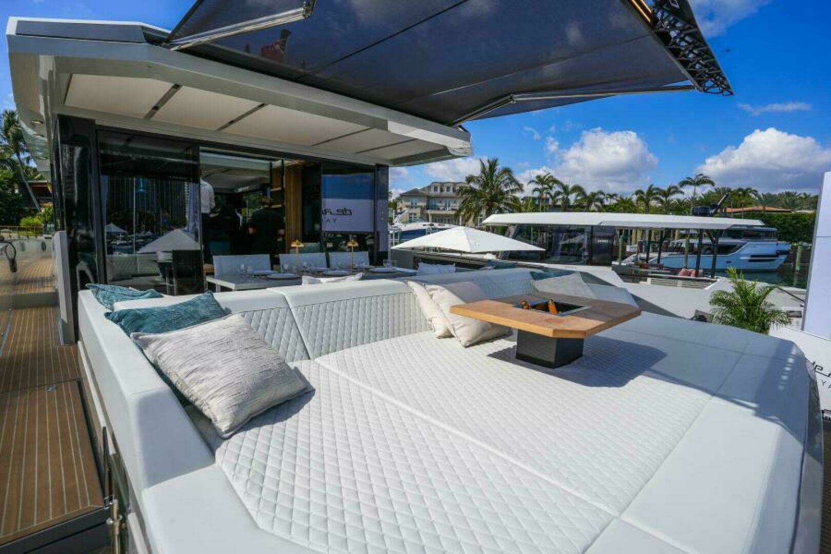 2026 De Antonio Yachts D60 - Image 12