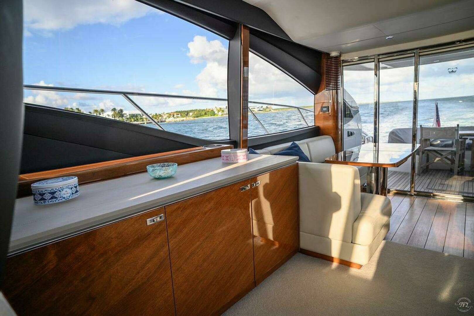 2021 Princess S62 - Image 19