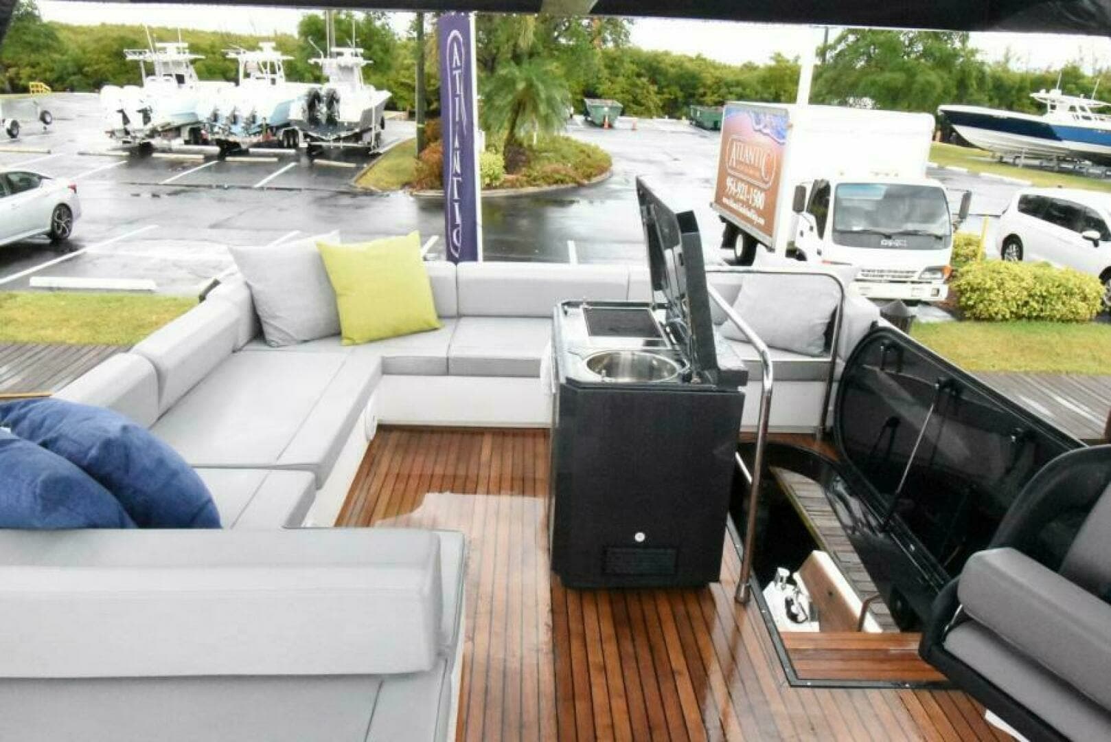 2024 Okean 52 Flybridge - Image 31