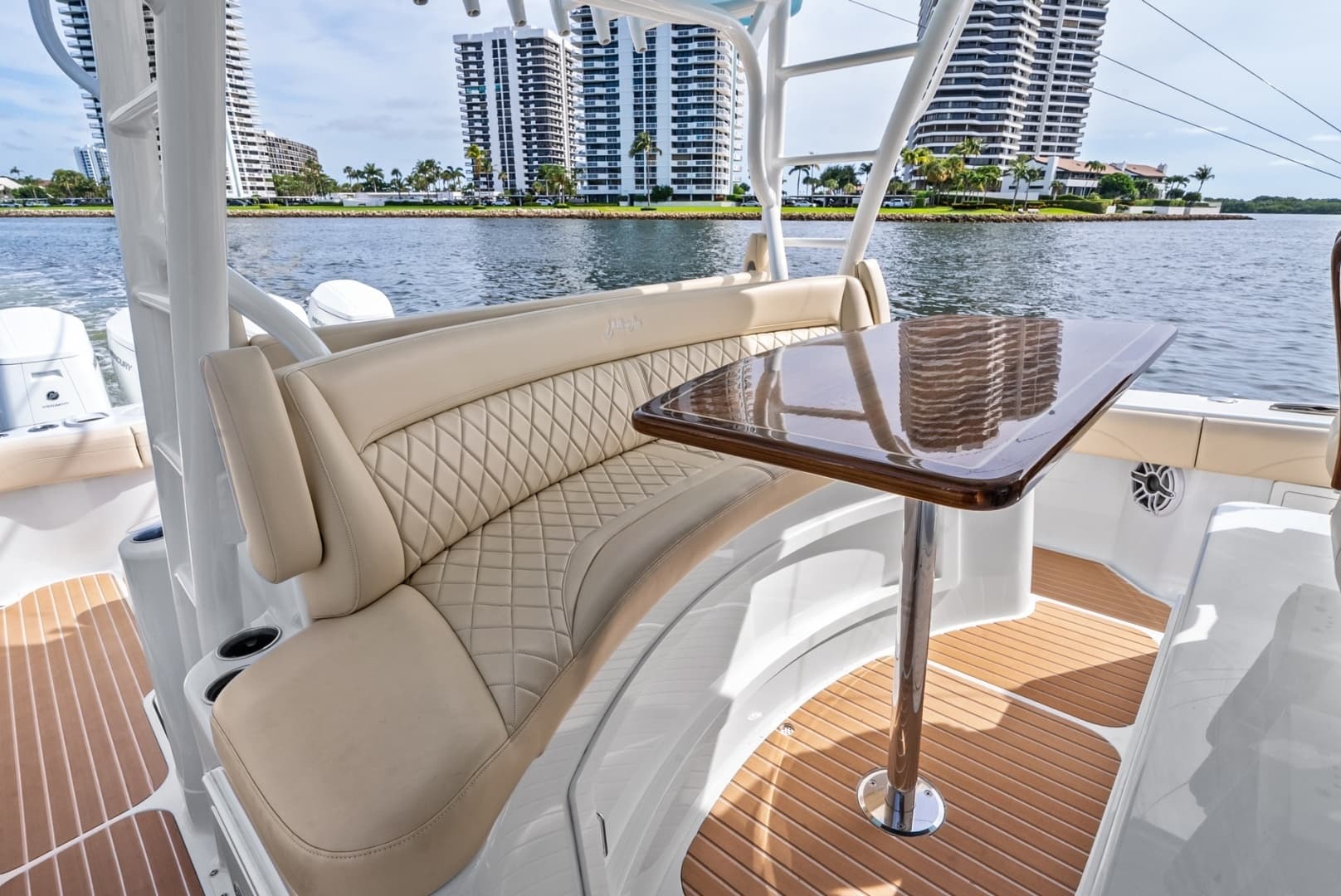 2024 Yellowfin 54 Offshore - Image 27