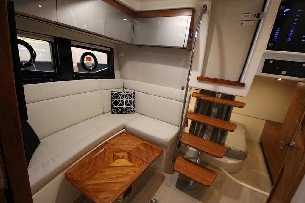 2023-Boston-Whaler-405-Conquest-MarineMax
