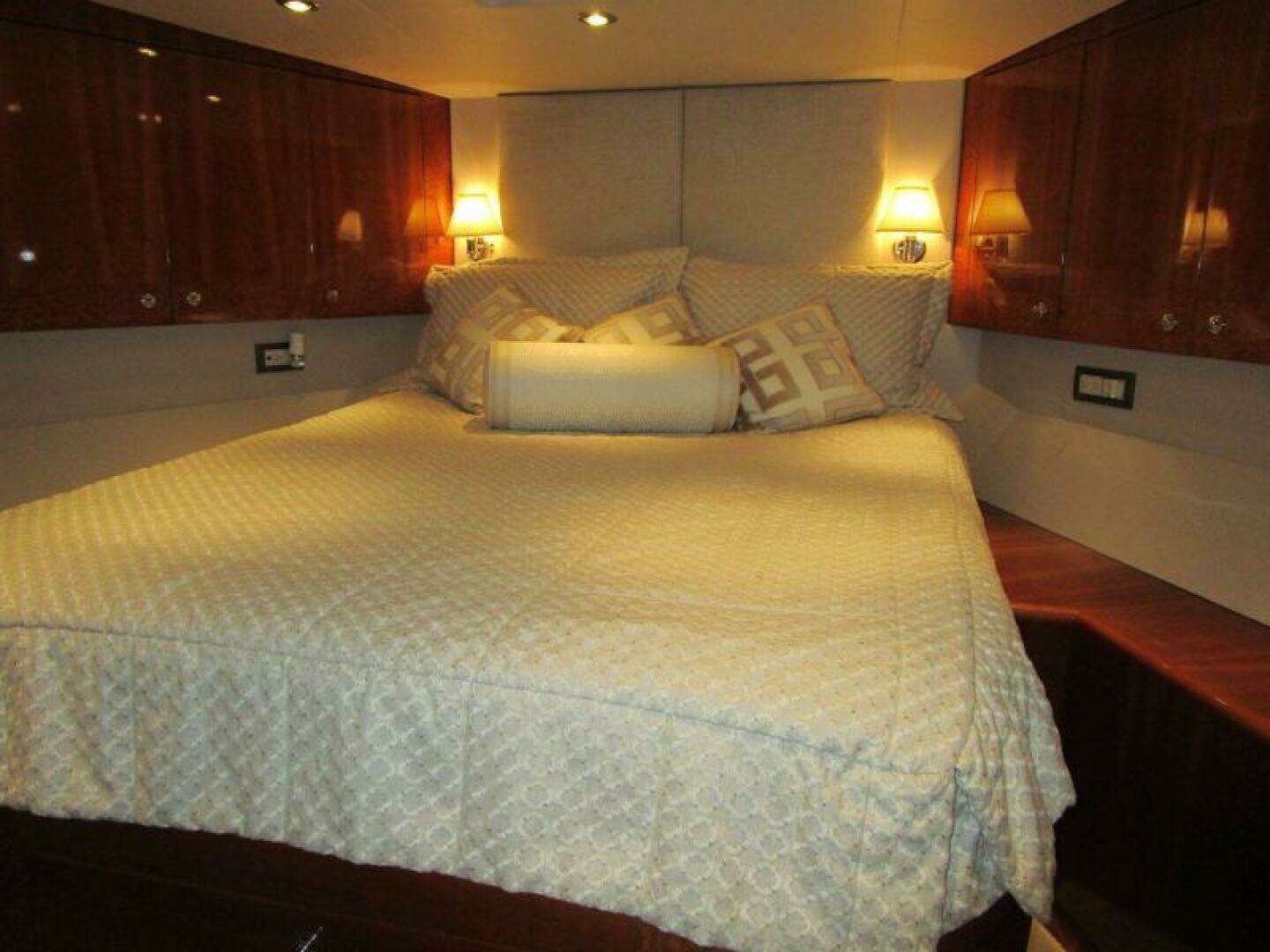 2002 Cheoy Lee Sport Motor Yacht - Image 23