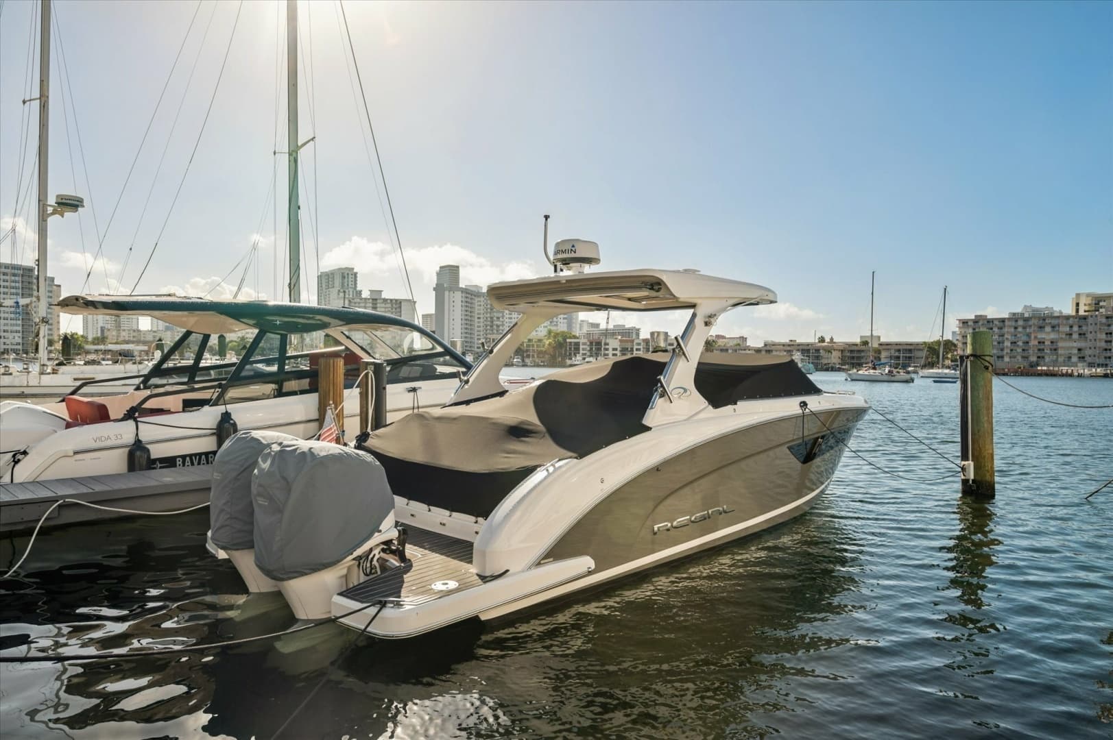 2019 Regal 33 OBX - Image 31