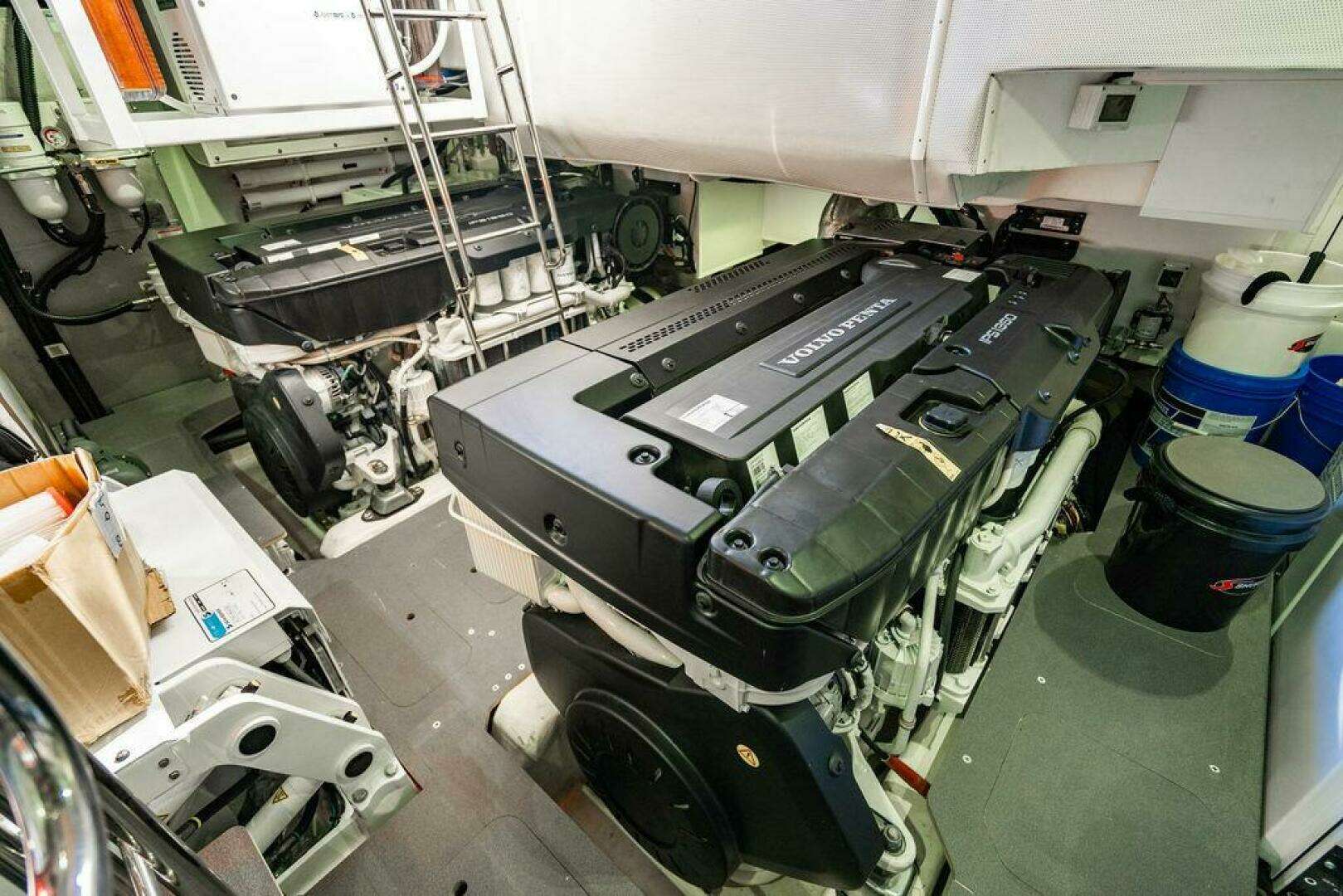 2023 Absolute 64 Navetta - Image 71